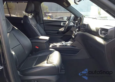 2021 Ford Explorer St z USA, uszkodzony, nr VIN 1FM5K8GC6MGA84199